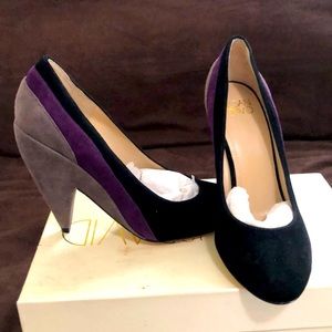 Joan & David high heel